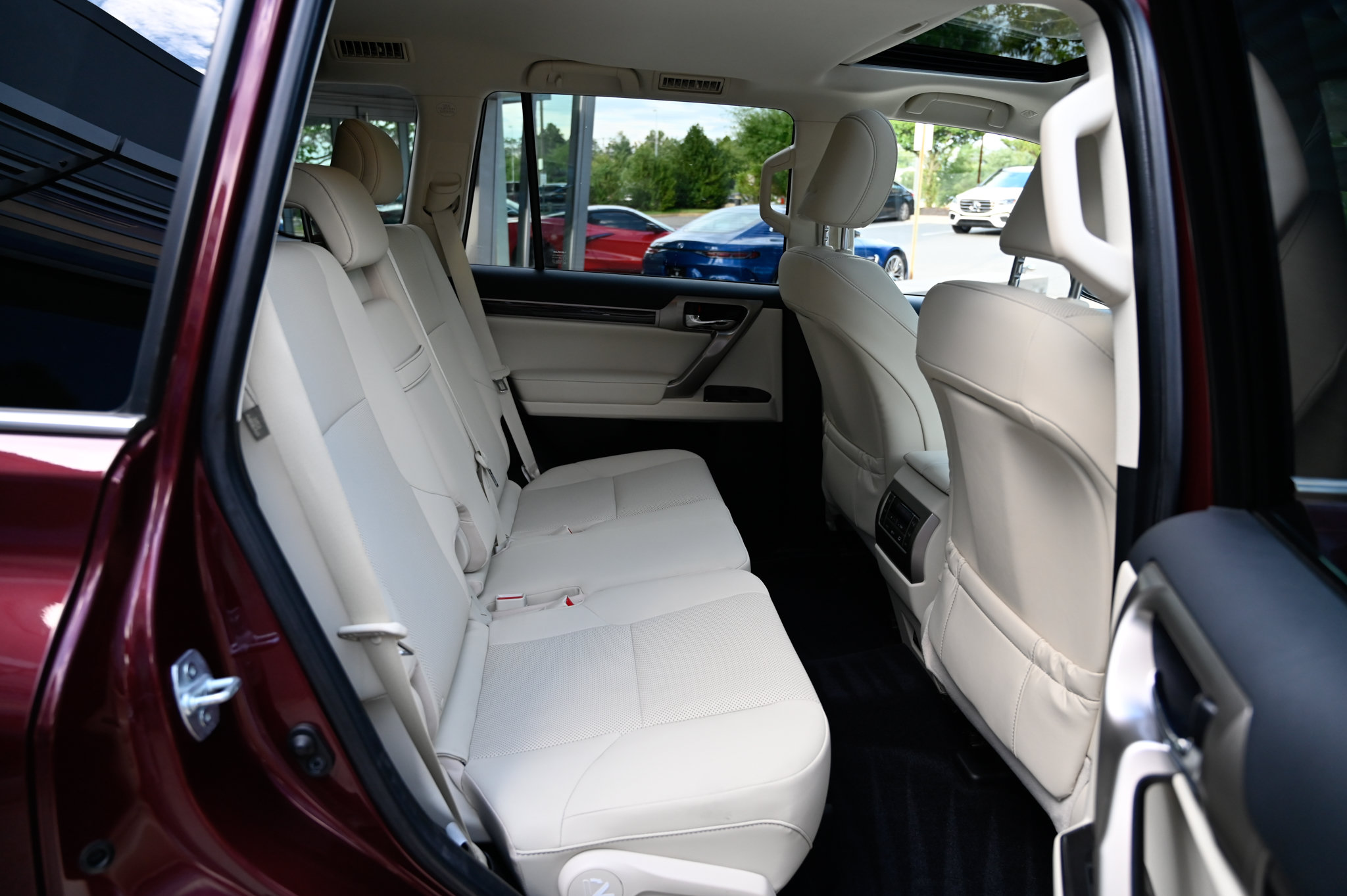 Used 2021 Lexus GX 460 Premium w/ Premium Package AWD/4WD image 49
