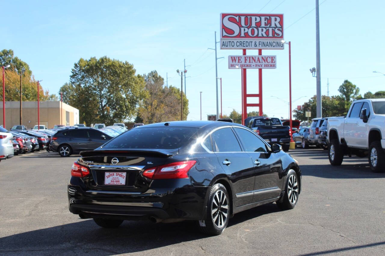 Used 2017 Nissan Altima 2.5 SL w/ Technology Package FWD image 4