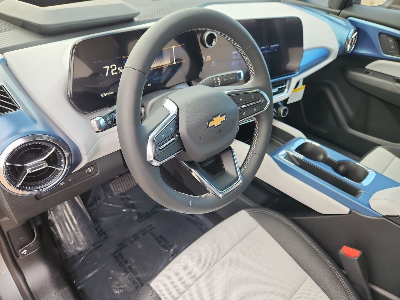 New 2026 Chevrolet Equinox EV LT image 16