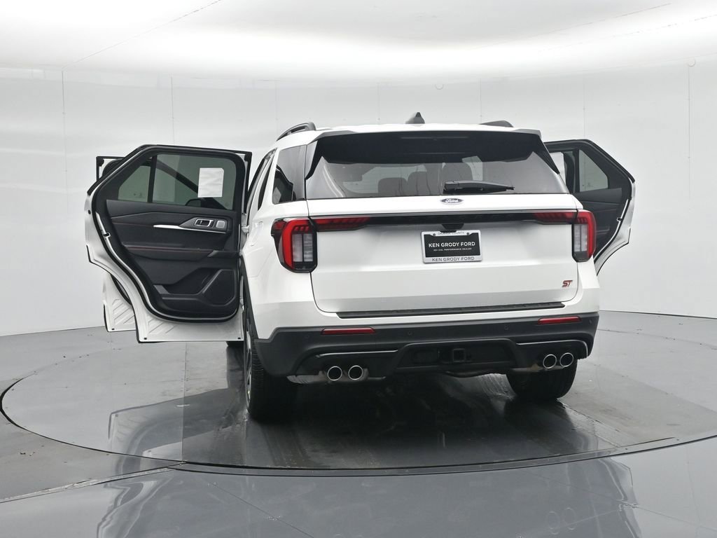 New 2026 Ford Explorer ST w/ Sun And Sound Package image 35