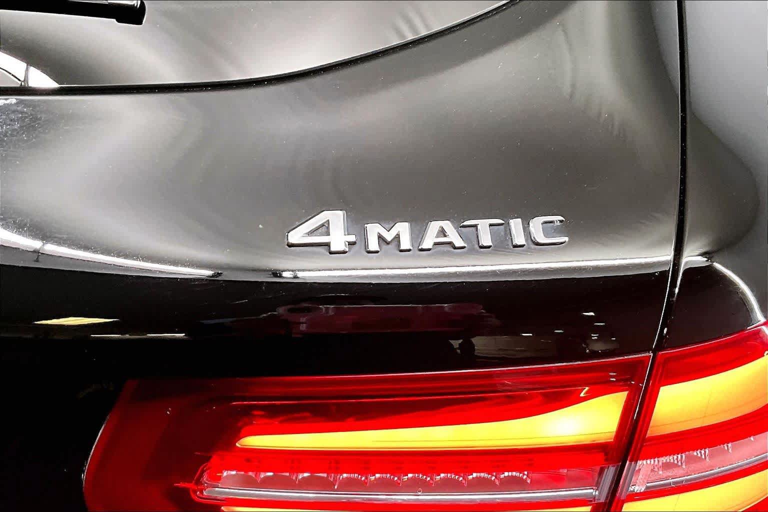 Certified 2018 Mercedes-Benz GLC 300 4MATIC image 10