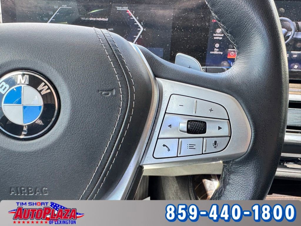 Used 2025 BMW X7 xDrive40i AWD/4WD image 26