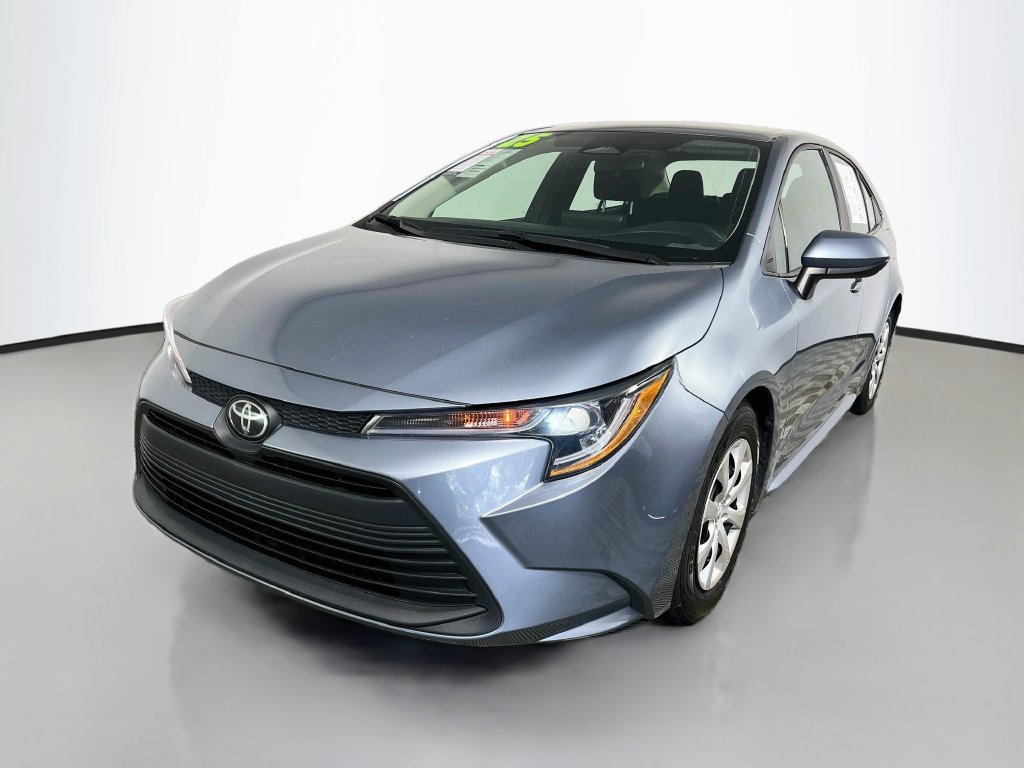 Used 2025 Toyota Corolla LE FWD image 7