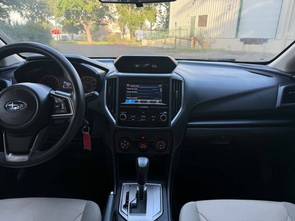 Used 2018 Subaru Impreza 2.0i AWD/4WD image 15