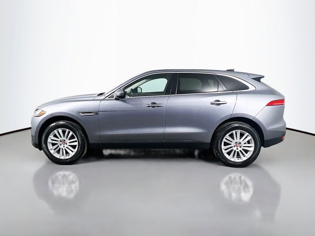 Used 2020 Jaguar F-PACE Prestige image 8