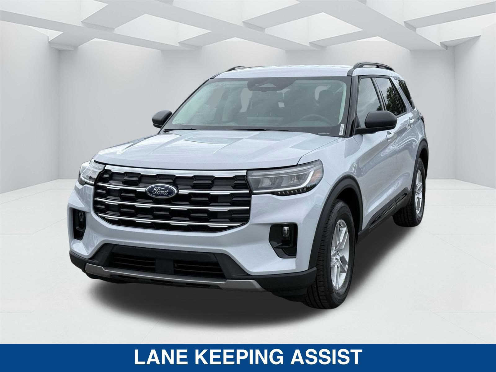 New 2026 Ford Explorer Active w/ Active Comfort Package RWD image 8