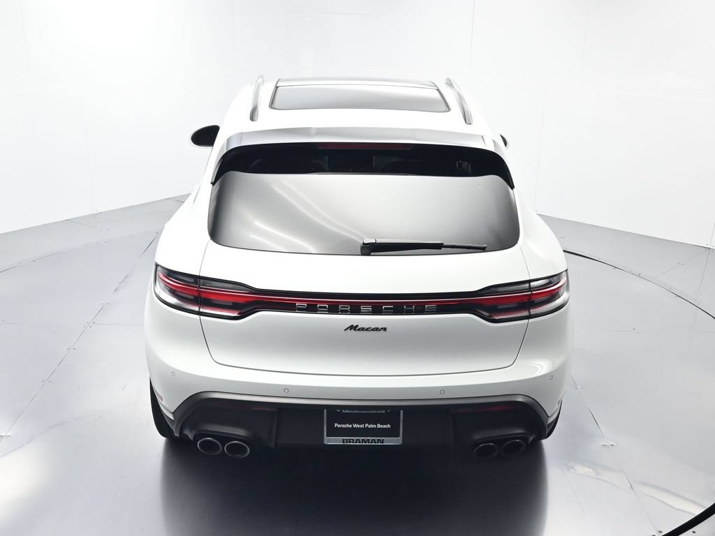 Certified 2026 Porsche Macan AWD/4WD image 37