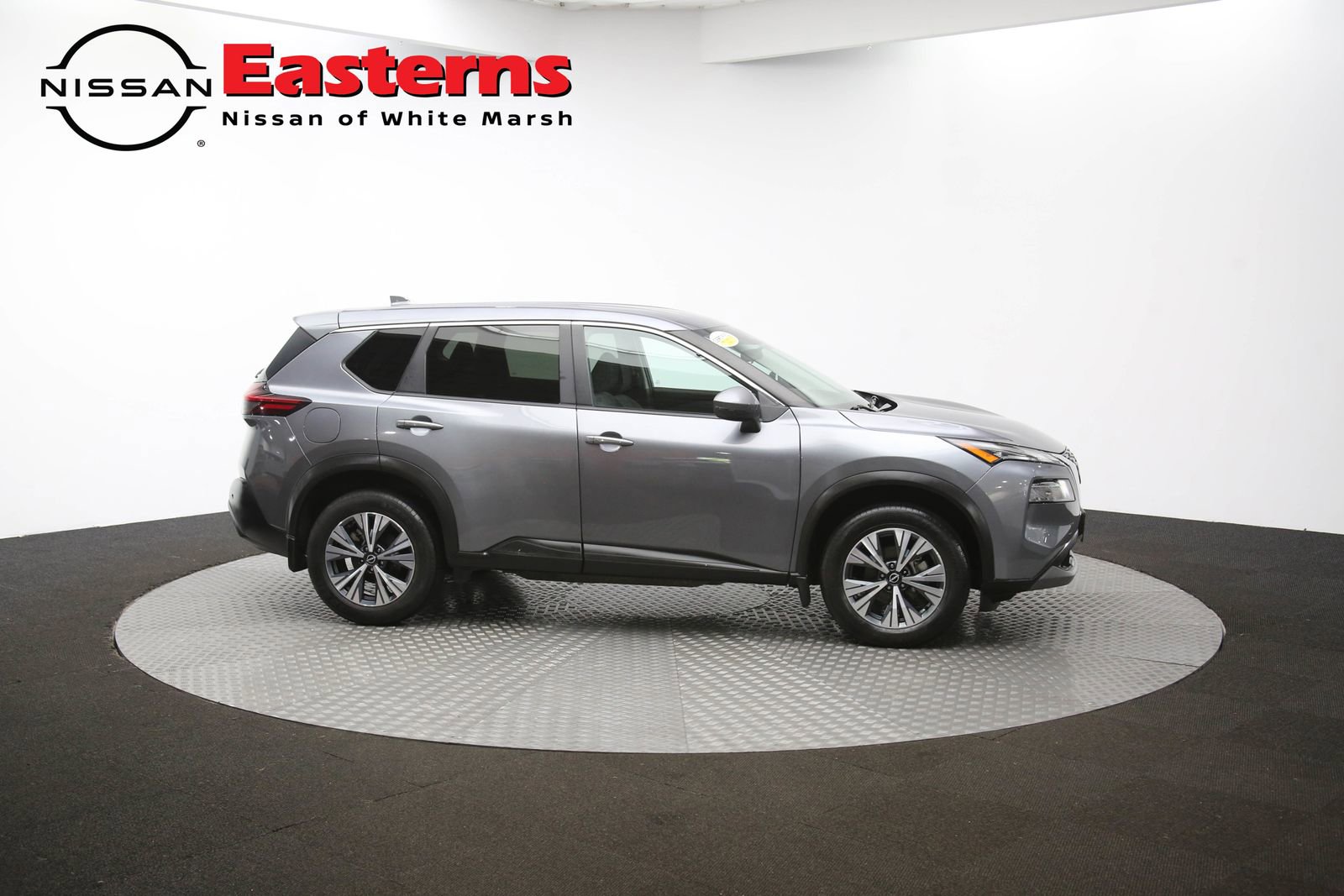 Used 2022 Nissan Rogue SV image 45