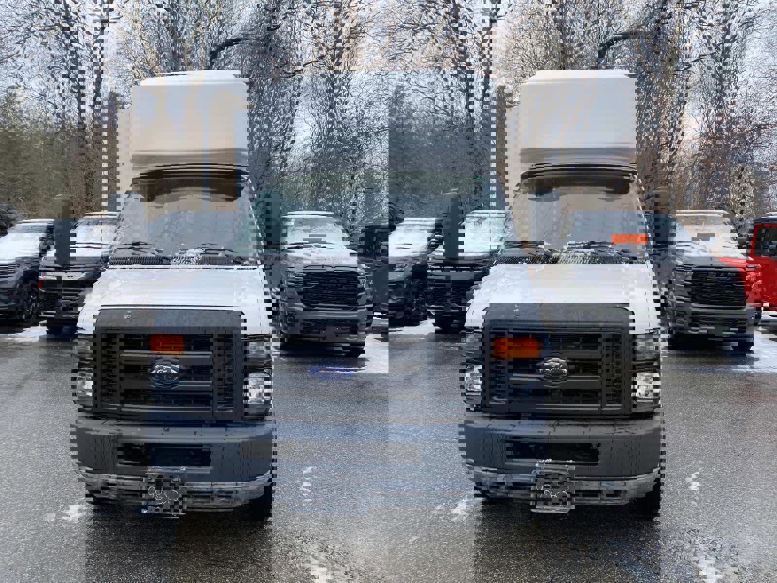 Used 2011 Ford E-350 and Econoline 350 Extended Super Duty w/ PWR Group image 9