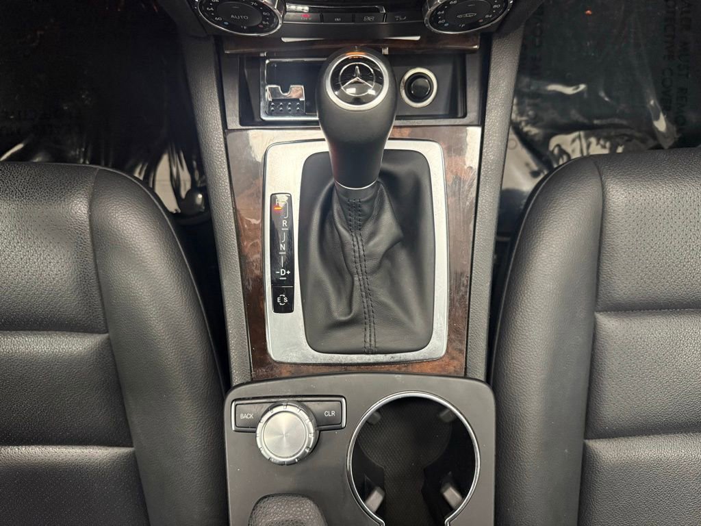 Used 2013 Mercedes-Benz C 250 Sedan image 23
