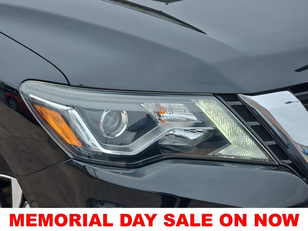 Used 2017 Nissan Pathfinder S FWD image 33