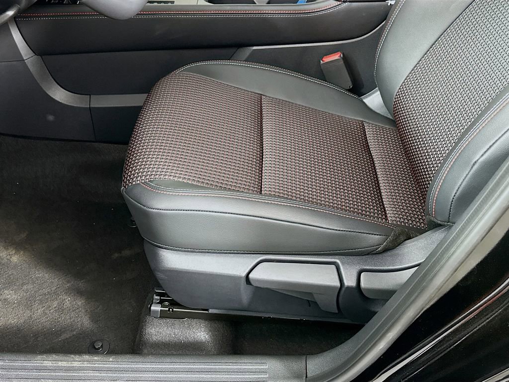 New 2026 Nissan Kicks SR w/ Cold Weather Package image 26