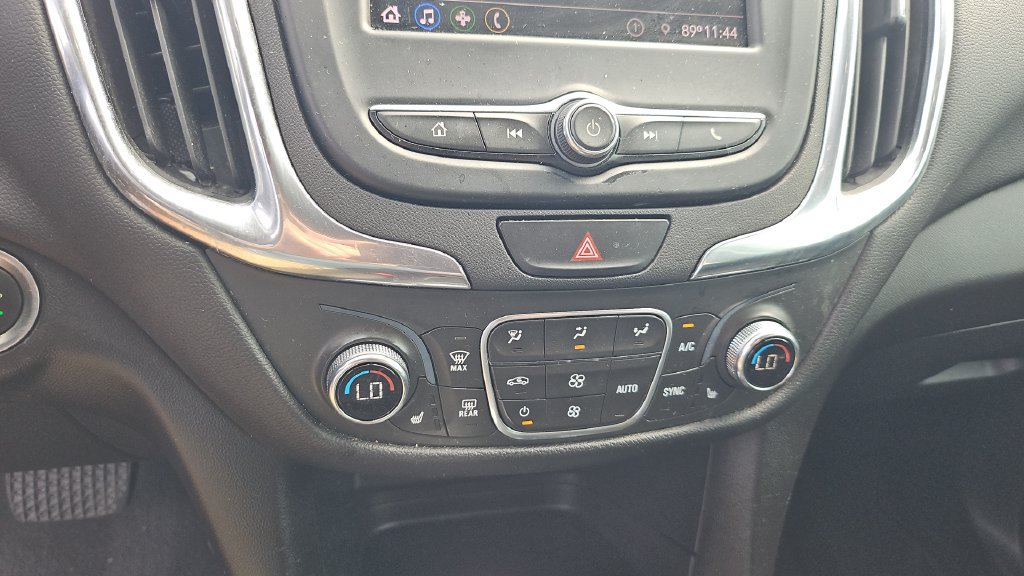 Used 2020 Chevrolet Equinox LT FWD image 25