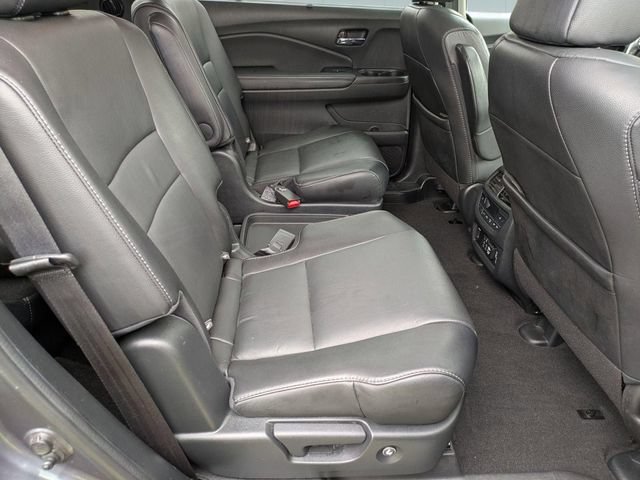 Used 2021 Honda Pilot Touring image 29