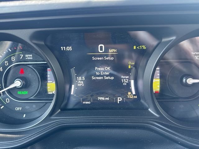 Used 2025 Jeep Wrangler Unlimited Sahara w/ Safety Group image 12