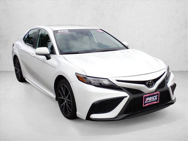 Used 2024 Toyota Camry SE FWD image 6