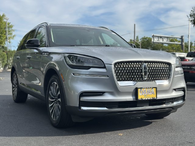 Certified 2023 Lincoln Aviator AWD w/ Premium Package image 49