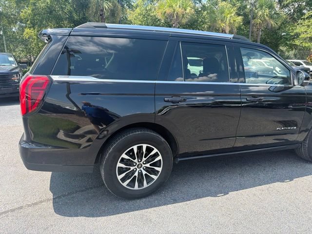 Certified 2025 Ford Expedition Platinum AWD/4WD image 4