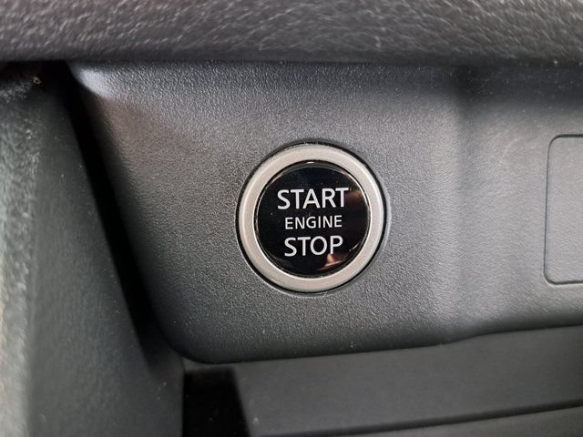 Used 2023 Nissan Rogue SV FWD image 14