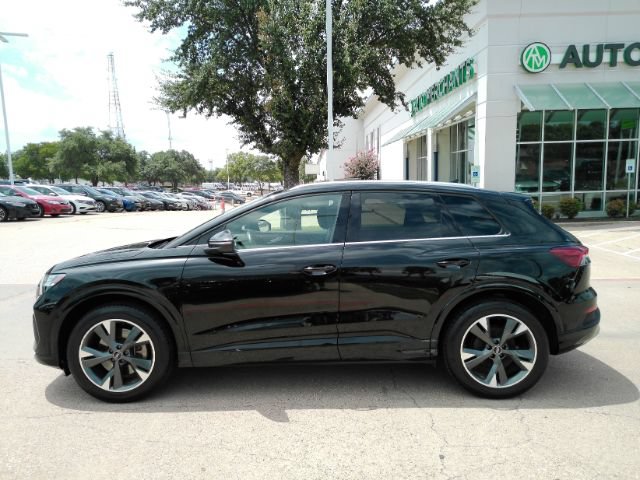 Used 2022 Audi Q4 e-tron Prestige AWD/4WD image 10