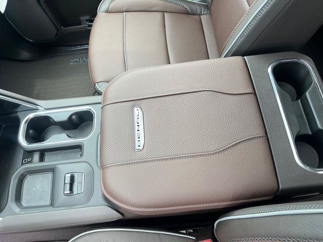 New 2026 GMC Sierra 3500 Denali AWD/4WD image 11