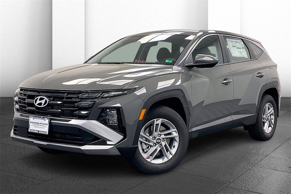 New 2025 Hyundai Tucson SE video 2