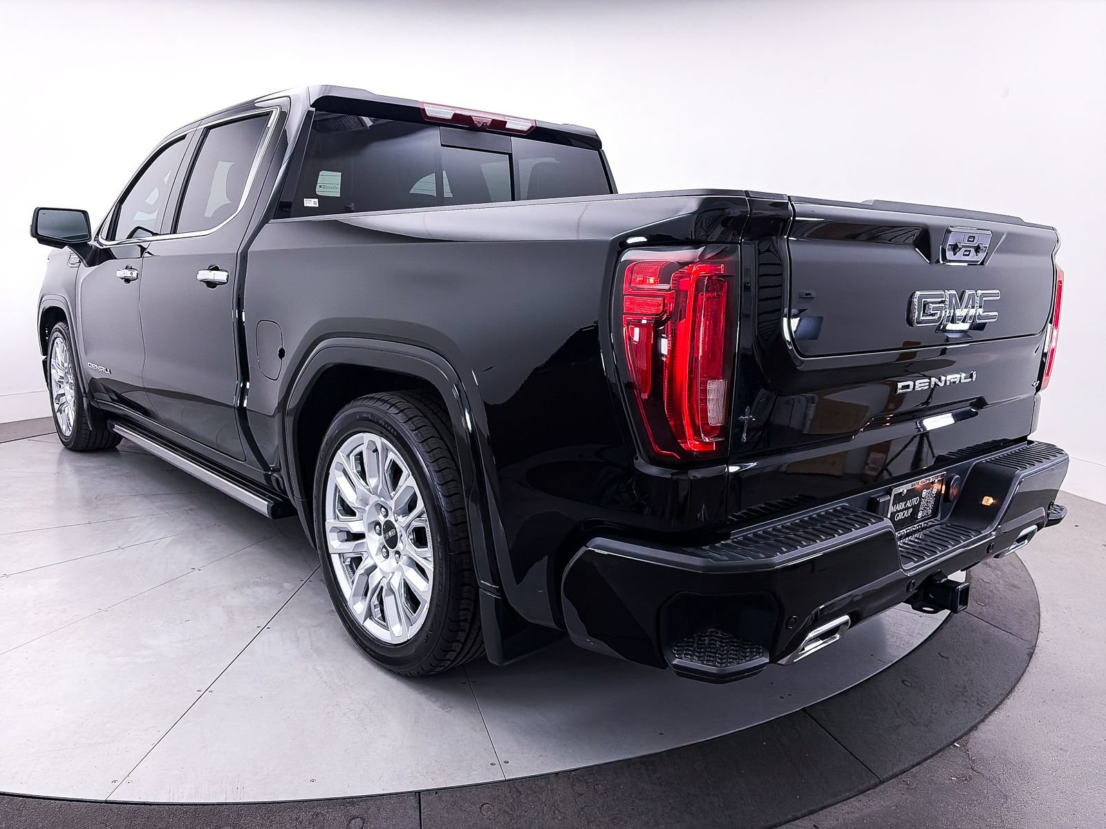 Used 2025 GMC Sierra 1500 Denali Ultimate AWD/4WD image 19