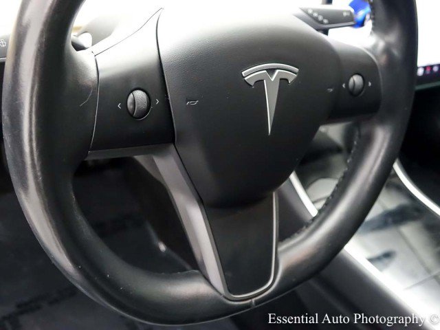 Used 2019 Tesla Model 3 Standard Range Plus RWD image 16