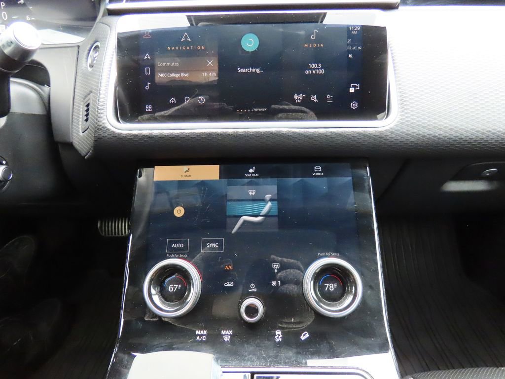 Used 2021 Land Rover Range Rover Velar R-Dynamic S image 26