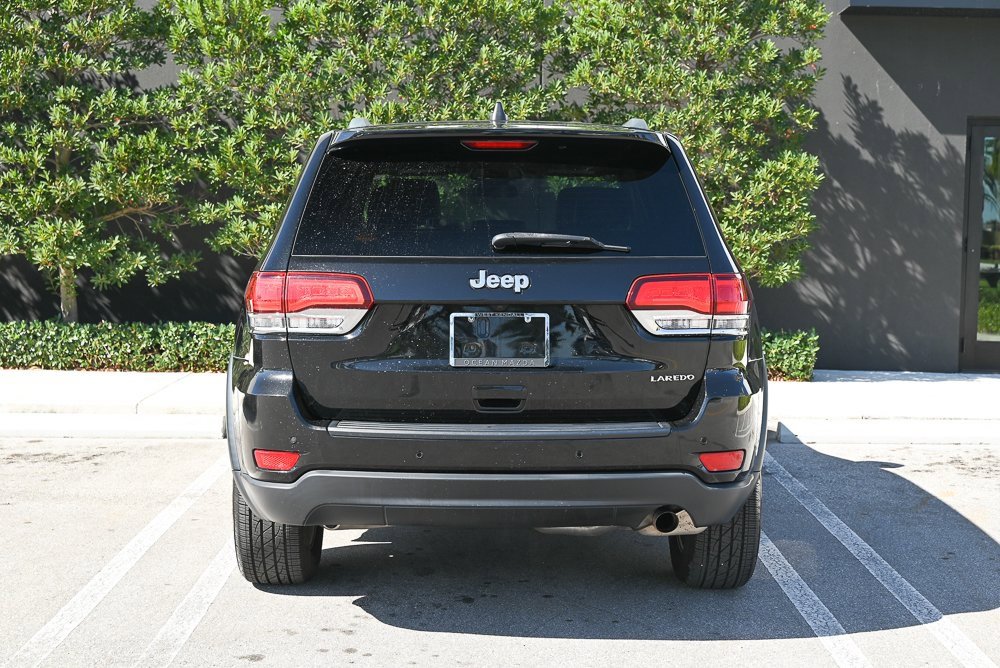 Used 2021 Jeep Grand Cherokee Laredo X image 5
