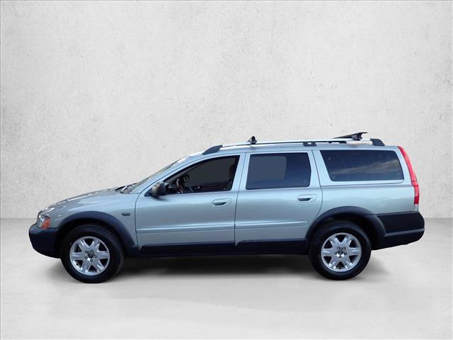 Used 2005 Volvo XC70 AWD/4WD image 2