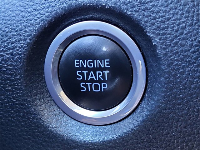 Used 2022 Toyota Corolla LE image 16