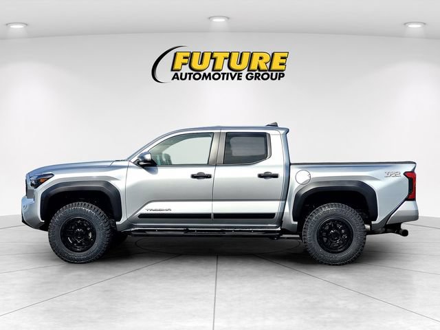 Used 2024 Toyota Tacoma TRD Off-Road w/ TRD Off Road Upgrade Package AWD/4WD image 7