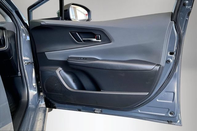 Used 2023 Toyota Prius XLE FWD image 25