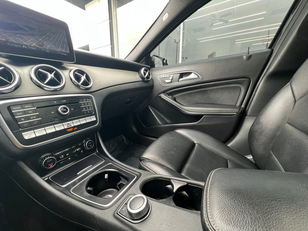 Used 2019 Mercedes-Benz GLA 250 4MATIC image 48