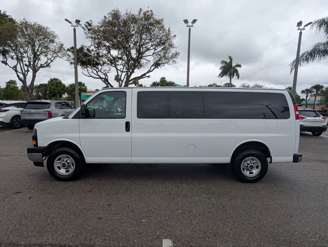 Used 2023 GMC Savana 3500 LS w/ Chrome Appearance Package image 4