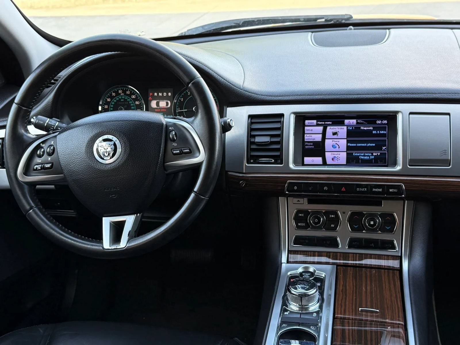 Used 2013 Jaguar XF 3.0 RWD image 12