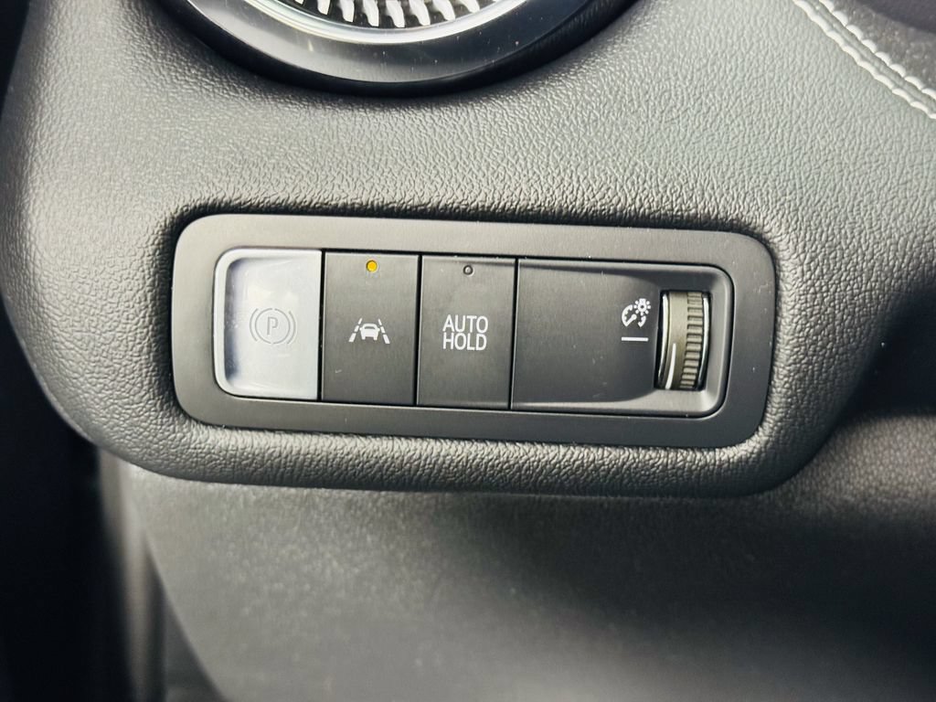 Used 2024 Chevrolet Blazer EV LT AWD/4WD image 9