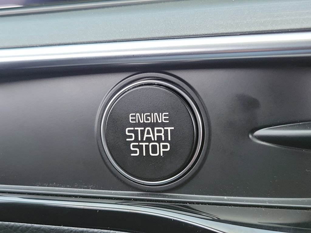 Used 2026 Kia K5 GT-Line w/ GT-Line Premium Package FWD image 9