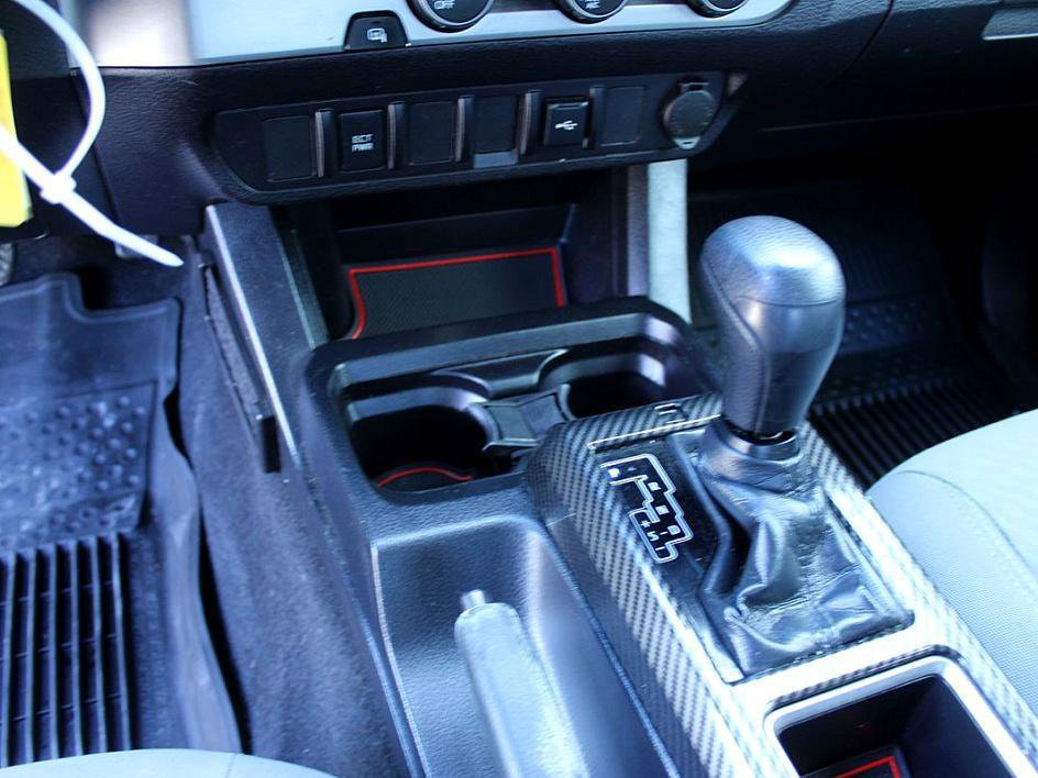 Used 2021 Toyota Tacoma SR w/ SR Convenience Package image 9