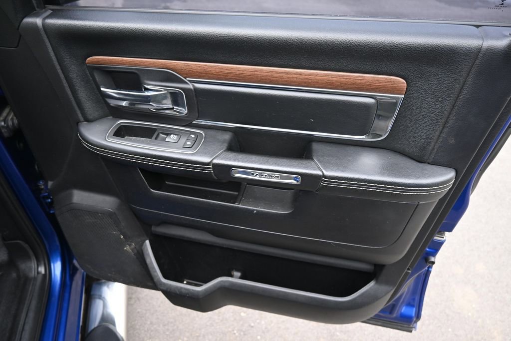 Used 2016 RAM 3500 Laramie AWD/4WD image 42