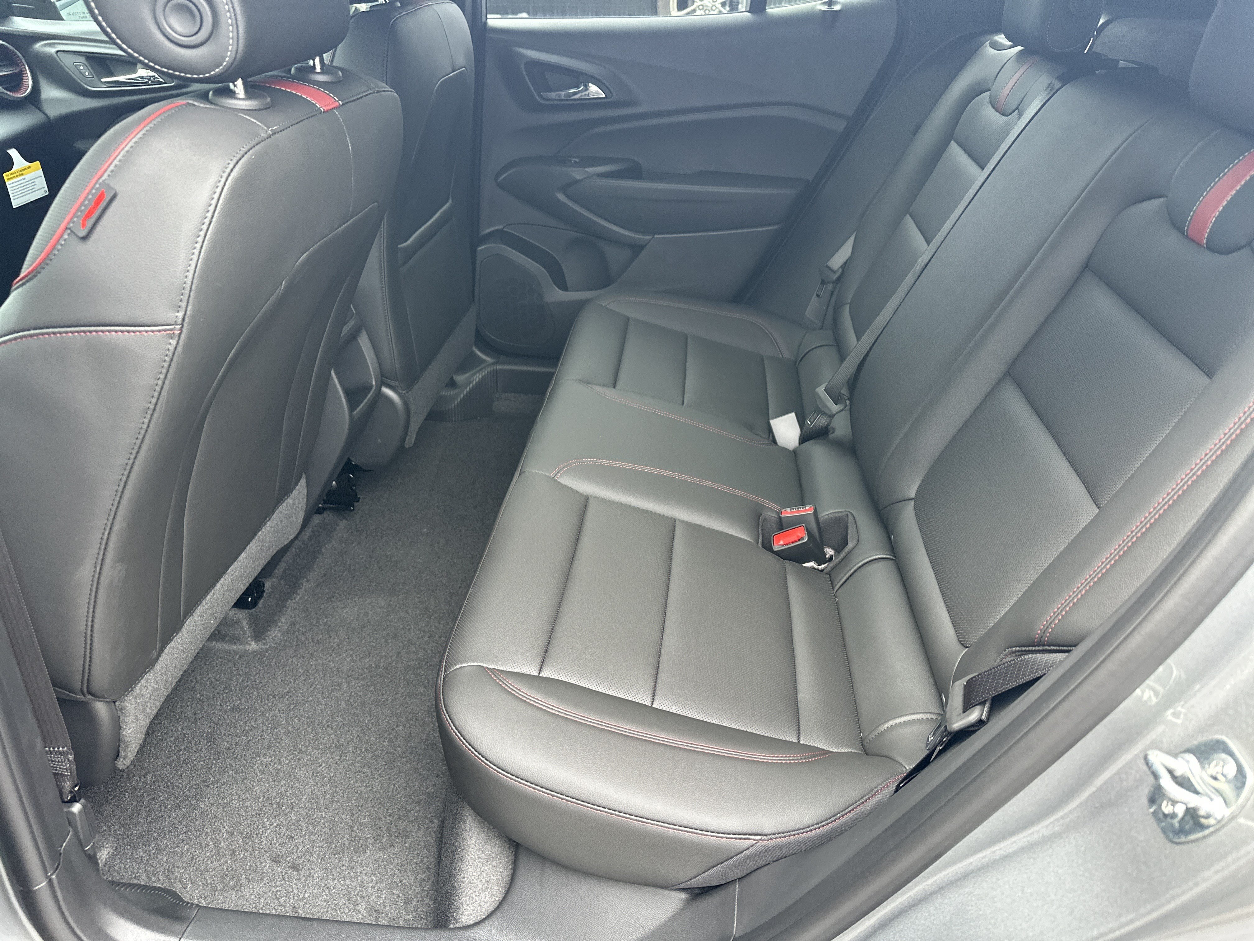 New 2026 Chevrolet Trax RS w/ Sunroof Package FWD image 19