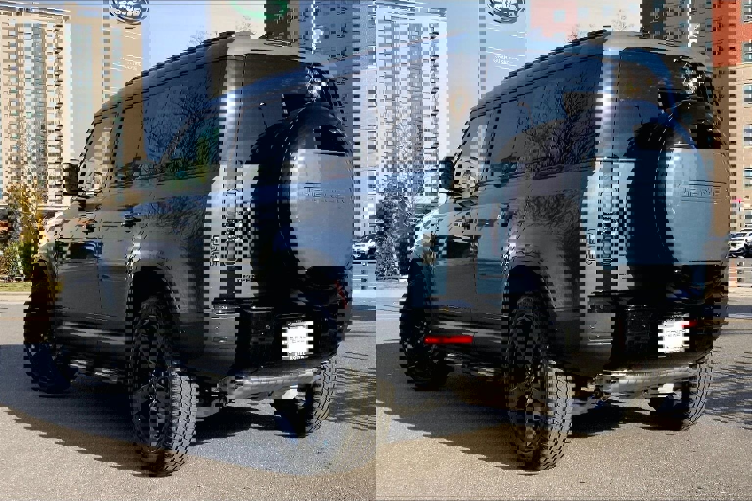 New 2026 Land Rover Defender 110 S image 12