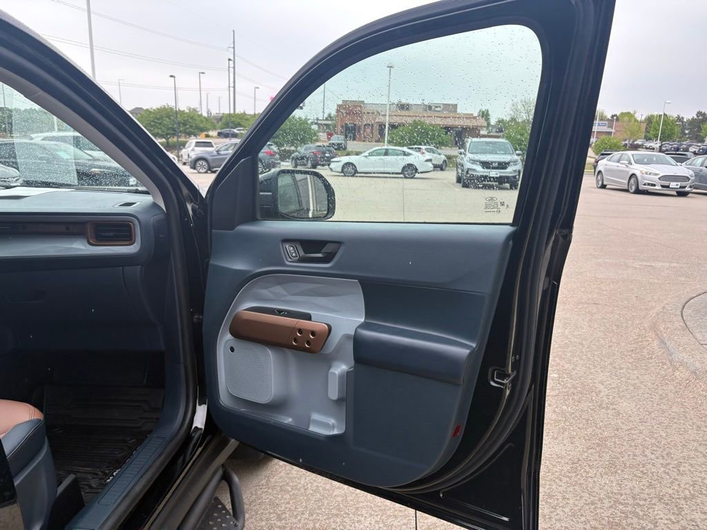 Used 2024 Ford Maverick Lariat FWD image 24