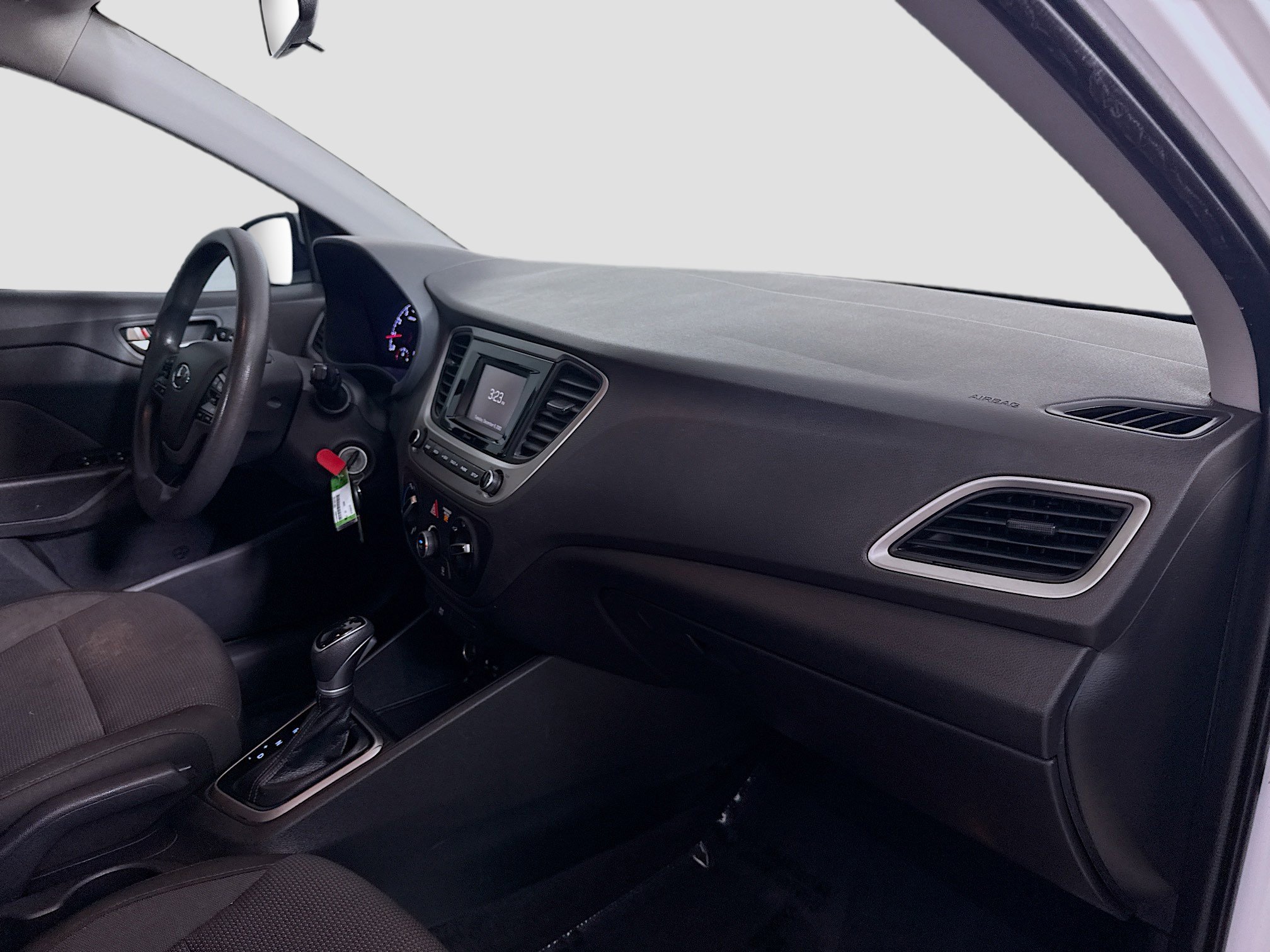 Used 2020 Hyundai Accent SE FWD image 29