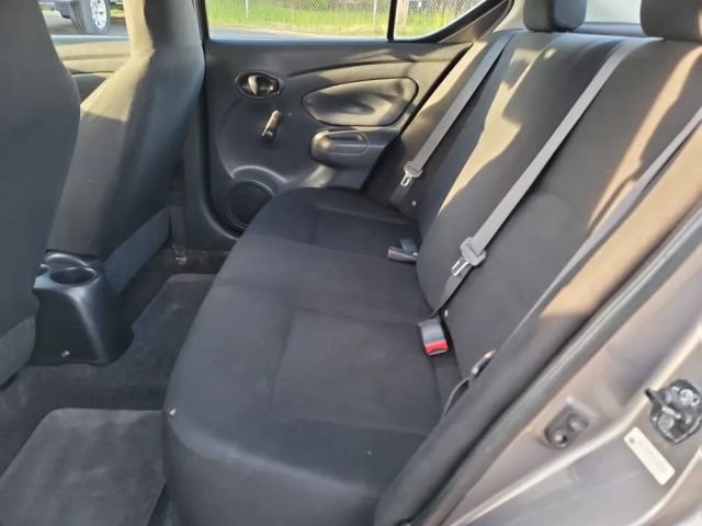 Used 2013 Nissan Versa S Plus FWD image 23