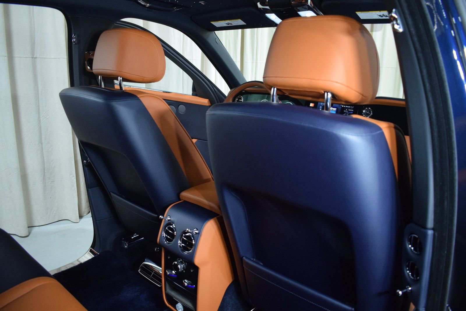 New 2026 Rolls-Royce Cullinan image 18