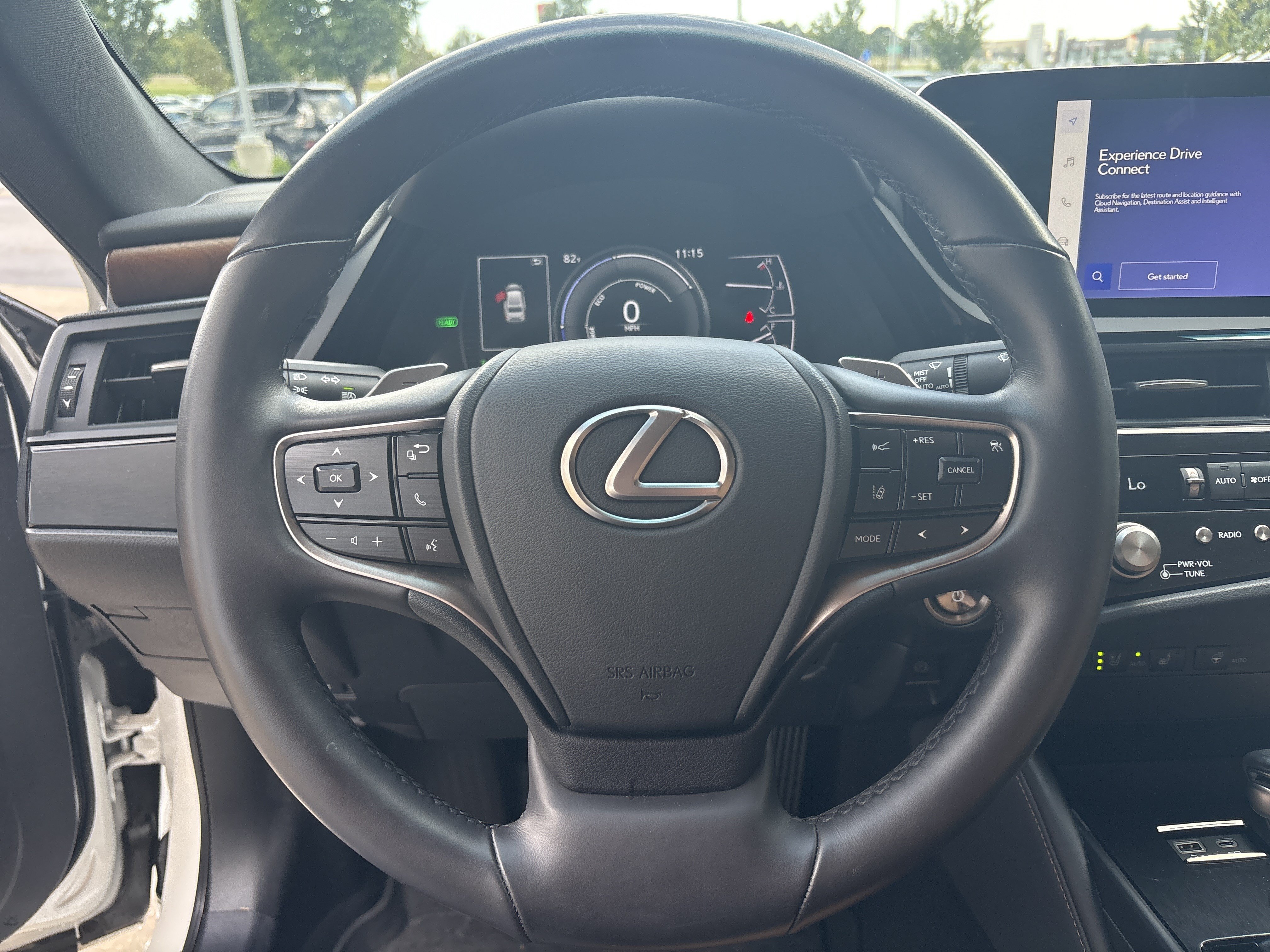 Used 2024 Lexus ES 300h w/ Premium Package FWD image 18