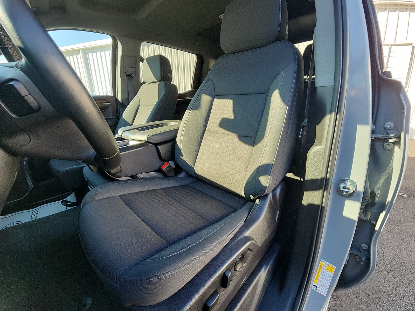Used 2024 Chevrolet Silverado 1500 LT AWD/4WD image 21
