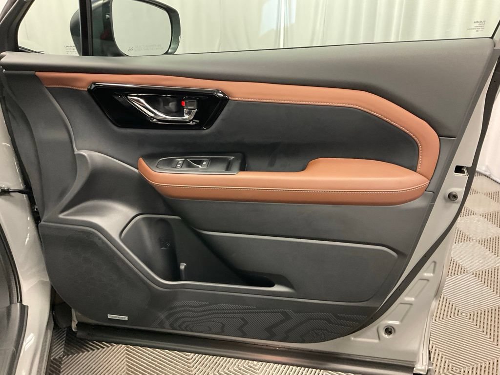 New 2026 Subaru Forester Touring AWD/4WD image 26